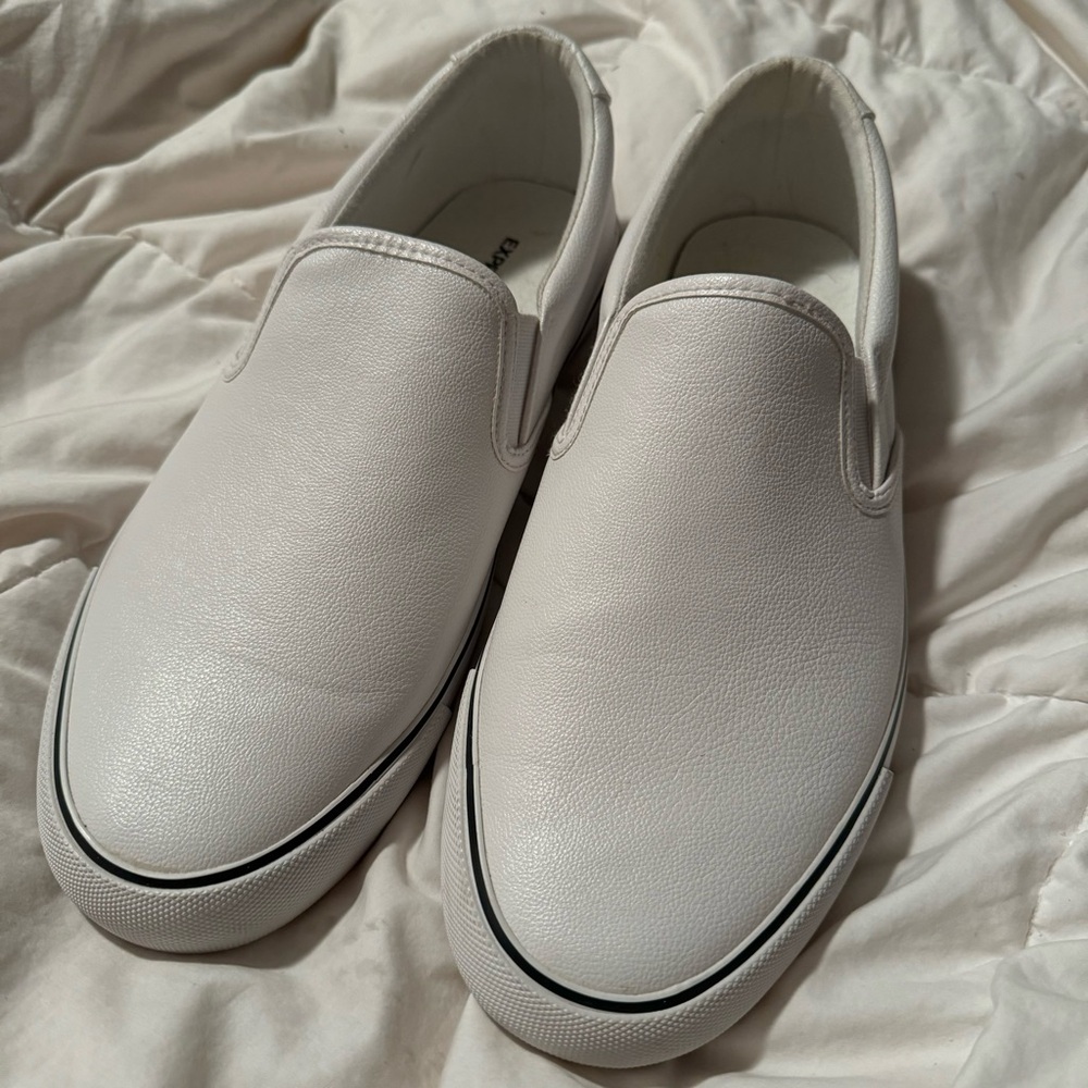 EUC Size 11 Men’s Express Slip On Faux Leather Loafer